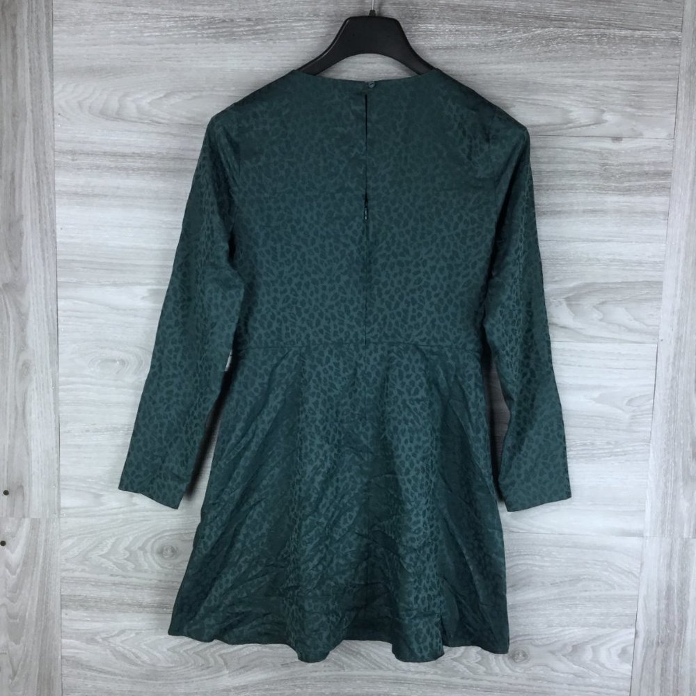 Chelsea28 Twist Front Satin Jacquard Dress - Picture 4 of 4